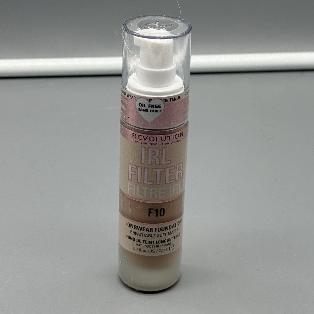 Makeup Revolution IRL Filter Longwear Foundation Breathable Soft Matte F10